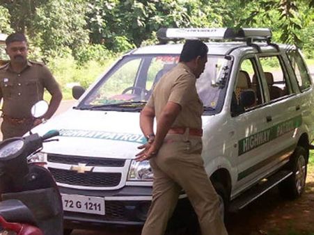 சுவாதி கொலையாளி கை ரேகையுடன் நெல்லை விரைந்த சென்னை போலீஸ்! ராம்குமார் கை ரேகையுடன் ஒப்பீடு