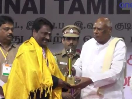 குடிமைப்பணி தேர்வில் வெற்றி பெற்றவர்களுக்கு பாராட்டு விழா: ஆளுநர் ரோசய்யா பங்கேற்பு - வீடியோ