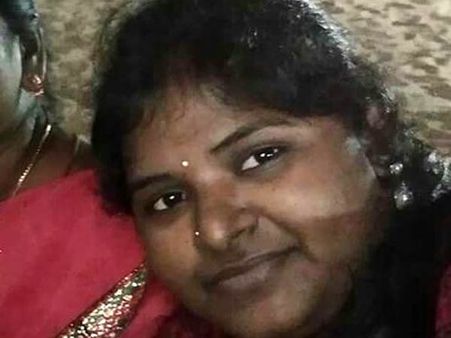 பார்த்துப் பார்த்து வீடு கட்டிய நந்தினி..!