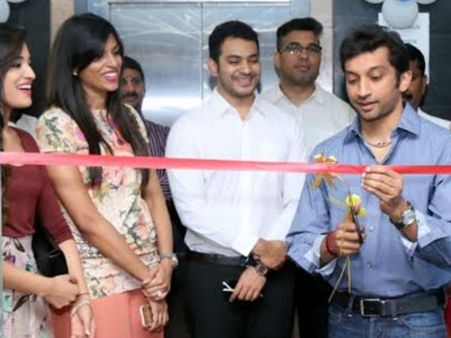 அரவாணிகளுக்காகவே ஸ்பெஷல் சலூன்.. இது கோவையில்!