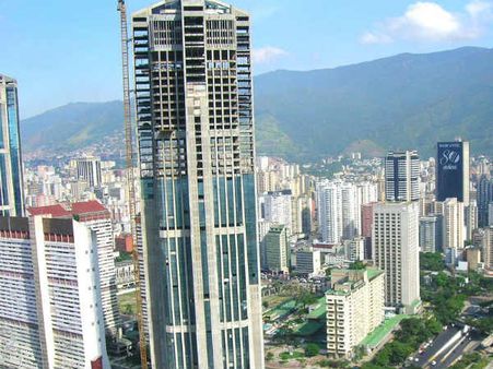 மருந்து, மளிகை சாமான்கள், பால் பவுடர் வாங்க கொலம்பியாவுக்கு 