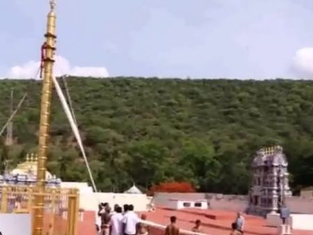 அழகர் கோவில் ஆடித்தேரோட்டம் கோலாகலம்: ஸ்ரீரங்கத்தில் காவிரிக்கு ஆரத்தி