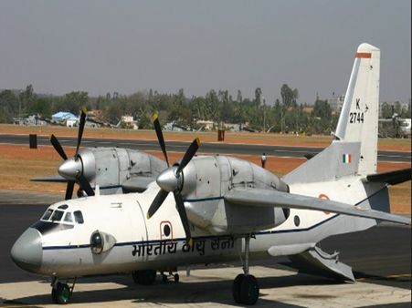 29 பேருடன் மாயமான விமானம்: ஆந்திர வனப்பகுதியில் விழுந்ததா?