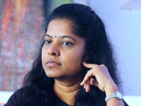 மீண்டும் சர்ச்சை... லீனா மணிமேகலைக்கு 54 படைப்பாளிகள் கடும் கண்டனம்