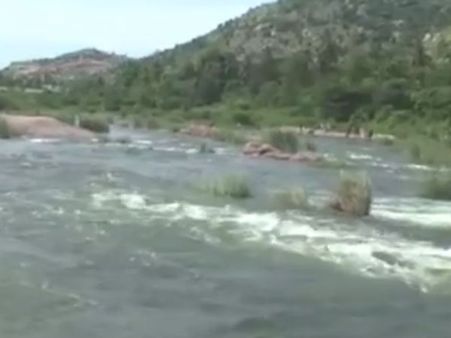 கிருஷ்ணகிரி: தென்பெண்ணை ஆற்றில் வெள்ள அபாய எச்சரிக்கை - வீடியோ