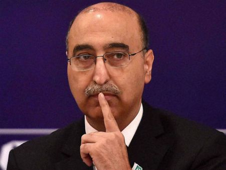 காஷ்மீர் ஆதரவு பேச்சு... பாக். தூதரை வெளியேற்ற கட்சிகள் வலியுறுத்தல்