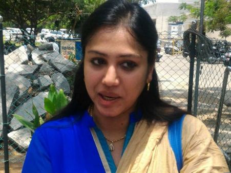 நடிகை ராதாவுக்கு கொலை மிரட்டல்.. ரவுடி வைரம் உள்பட 3 பேர் மீது வழக்குப் பதிவு