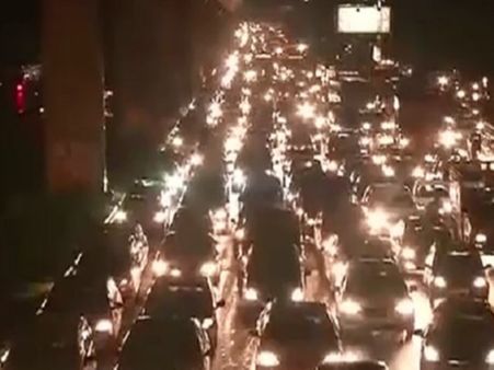 டெல்லியில் கனமழை.. போக்குவரத்து நெரிசலில் சிக்கிய அமெரிக்க வெளியுறவுத்துறை அமைச்சர்!