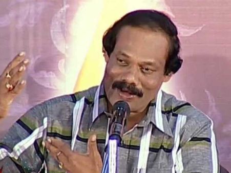 கம்பீரமும் இல்லை, சுயமரியாதையும் இல்லை.. இதுதான் அதிமுக அமைச்ச்ரகள்.. திண்டுக்கல் லியோனி