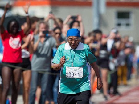 சாதிக்க வயசு என்ன வேண்டி இருக்கு... 100 வயதில் ஓடி தங்கம் வென்று அசத்திய இந்திய மூதாட்டி