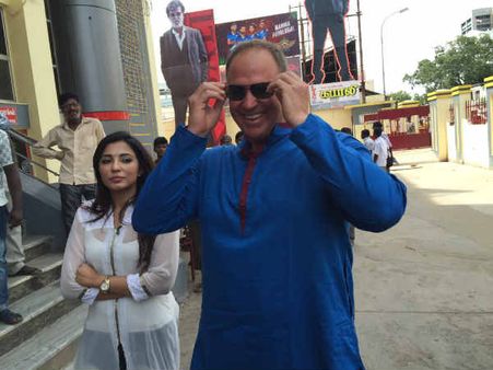 ஆல்பட் தியேட்டரில் ரஜினியின் கபாலி பார்த்து 'மகிழ்ச்சி' அடைந்த ஹெய்டன்!