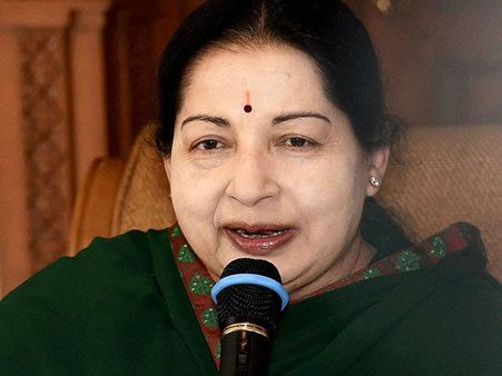 திரிபாதி உட்பட சிறப்பாக பணியாற்றிய 14 போலீஸ் அதிகாரிகளுக்கு பதக்கம்: ஜெ. உத்தரவு