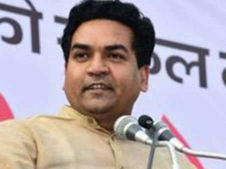 பலாத்கார கயவர்களை பெண்களை விட்டே சுட்டுக் கொல்ல வேண்டும்.. ஆம் ஆத்மி அமைச்சர் அதிரடி!