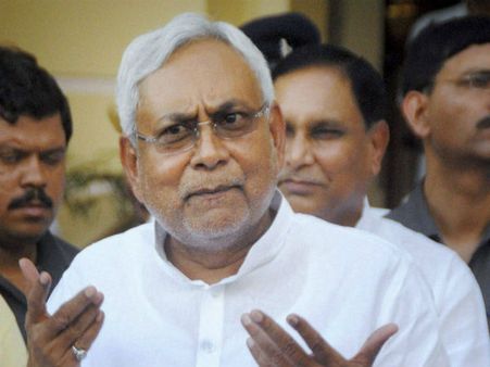 மாடுகளை பராமரிக்க ஆர்.எஸ்.எஸ். 