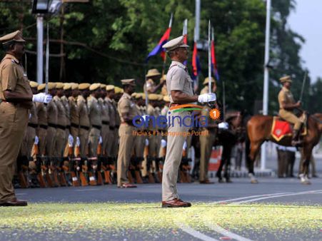 சென்னை கோட்டை அருகே சுதந்திர தின அணிவகுப்பு ஒத்திகை!