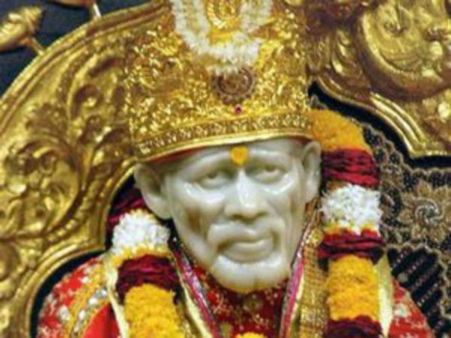 பிச்சைக்காரர் உருவில் வந்தாரா சீரடி சாய்பாபா... பூஜை செய்து வழிபட்ட மக்களால் நாமக்கல்லில் பரபரப்பு!