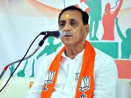 மேயர் முதல் குஜராத் முதல்வர் வரை... விஜய் ரூபானி கடந்து வந்த பாதை !