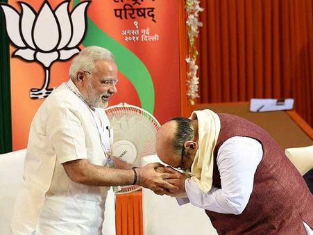 கொந்தளித்து அடித்த இந்தியா.. மோடி, ராணுவத்துக்கு சபாஷ் போட்டுப் பாராட்டிய அமித் ஷா!