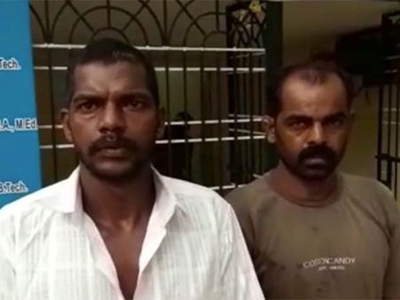 வேனில் ரகசிய அறை... திருப்பதியில் செம்மரக்கட்டைகள் கடத்திய 2 பேர் கைது- வீடியோ