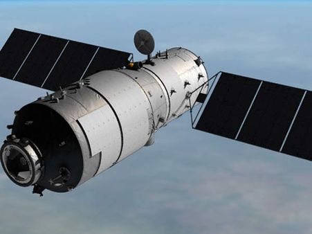 வாரண்டி பீரியடுக்கு முன்பே செயலிழந்த சீன விண்வெளி நிலையம்.. பூமியை நோக்கி விழுகிறது! #tiangong1