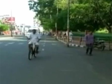 கன்னியாகுமரியில் ஒரு கடையும் இல்லை. சுற்றுலாப் பணிகள் ஏமாற்றம்.. மதுரையும் வெறிச்!