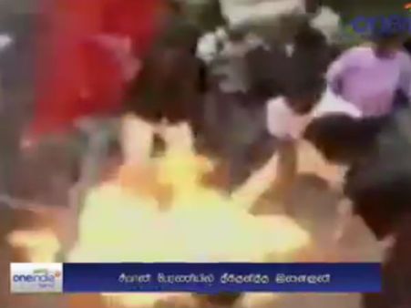 காவிரி பிரச்சினை.... சீமான் பேரணியில் நாம் தமிழர் தொண்டர் தீக்குளிப்பு- அதிர்ச்சி வீடியோ