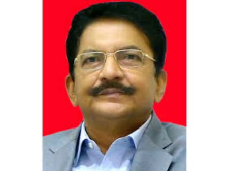 அண்ணன் கம்யூனிஸ்ட்.. தம்பி ஆர்.எஸ்.எஸ்.. தமிழக பொறுப்பு ஆளுநரின் சுவாரசிய பின்னணி