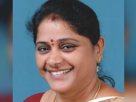 திருப்பூரில் களமிறங்கும் 60 அதிமுக வேட்பாளர்கள்.. ‘சர்ச்சை நாயகி’ மேயர் விசாலாட்சிக்கு நோ வாய்ப்பு