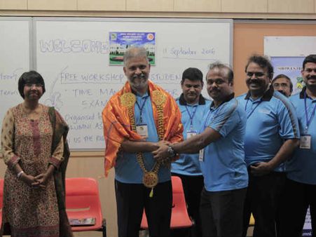 சிங்கப்பூரில் ஜமால் முஹம்மது கல்லூரி முன்னாள் மாணவர்கள் சங்கம் நடத்திய “நேர மேலாண்மை பயிலரங்கு”