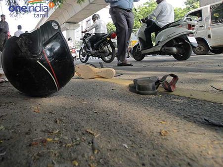 தண்ணீர் லாரி மோதி பலியான 3 மாணவிகளின் குடும்பத்திற்கு தலா ரூ.2 லட்சம் நிதியுதவி