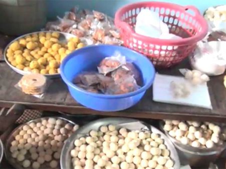 செட்டிநாடு தீபாவளி பண்டம், பலகாரம் தயாரிப்பு ஜோர்.. அதிரசம், தேன்குழல் ரெடி- வீடியோ