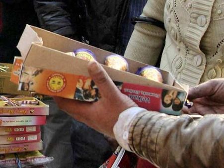 பொதுமக்களே.. ஒலி இல்லாமல், புகையில்லாமல் தீபாவளியை கொண்டாடுங்களேன்... மாசுக்கட்டுப்பாட்டு வாரியம்