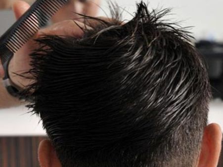 அரசு மருத்துவமனைகளில் 'சலூன்' கட்டாயம் இருக்க வேண்டும் - கர்நாடக அரசு உத்தரவு