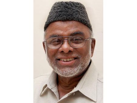 முதல்வர் உணவு உண்ணும் அளவுக்கு தேறிவிட்டார்: அப்பல்லோவில் காதர் மொய்தீன் பேட்டி