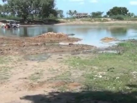 ஆயுத பூஜை... சைக்கிள் கழுவப் போன சிறுவர்கள் குட்டையில் மூழ்கி பலி: வீடியோ