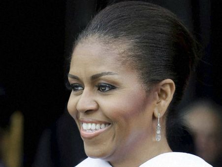 அமெரிக்கப் பெண்கள் ட்ரம்புக்கு ஓட்டுப் போடக் கூடாது!- மிஷல் ஒபாமா