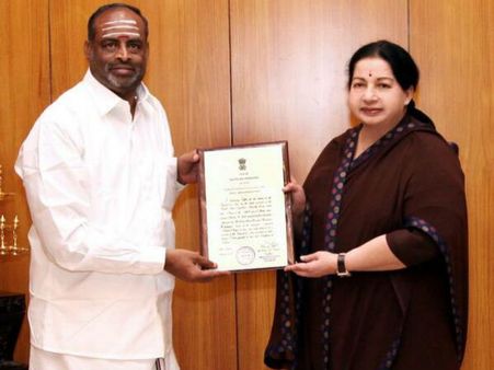 முதல்வர் எப்படி இருக்கிறார்?.. பதிலே பேசாமல் நழுவிய நவநீதகிருஷ்ணன் #jayalalithaa