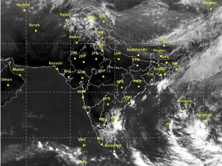 தமிழகத்தில் வடகிழக்கு பருவமழை தொடங்கியது... அடுத்த 2 நாட்களுக்கு மிதமான மழை பெய்யும்: வானிலை மையம்