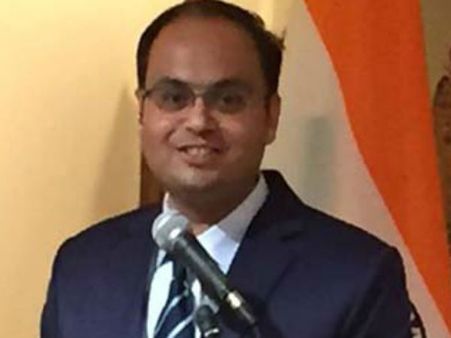 ஐ.நா சபையின் சட்ட வல்லுநர்கள் குழுவில் இடம்பிடித்த முதல் இளம் இந்தியர்