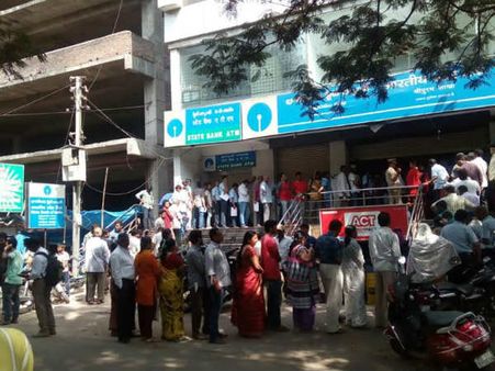 கறுப்பு பணம்: வேண்டாத டெபாசிட்டுகளால் பரிதவிப்பில் ஏழைகள்