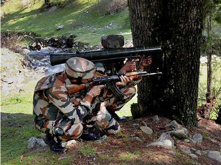 சத்தீஸ்கரில் நக்சலைட்டுகள் 6 பேர் என்கவுண்டரில் சுட்டுக் கொலை- போலீஸ் அதிரடி