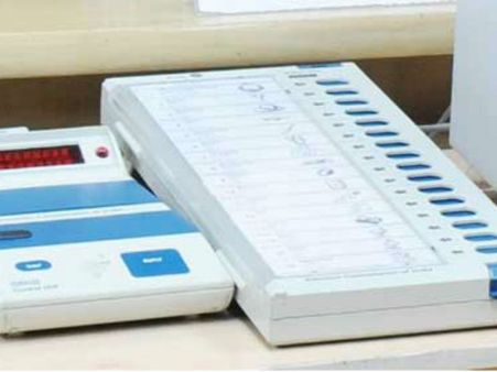 அரவக்குறிச்சியில் பாஜக மற்றும் தேமுதிக வேட்பாளர்கள் கைது