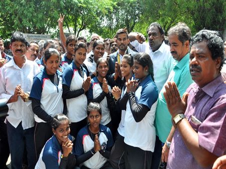 'கபடி வெற்றி அம்மாவுக்கு சமர்ப்பனம்'.. வெற்றியை ஜெயலலிதாவிற்கு அர்ப்பணித்த கபடி வீரர் சேரலாதன்