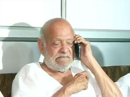 மகாத்மா காந்தியின் பேரன் கனுபாய் காந்தி காலமானார்