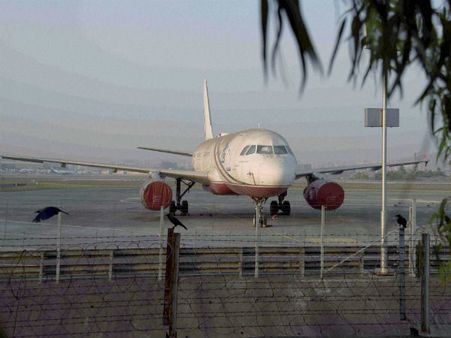 3வது முறையாக இன்று ஏலத்துக்கு வருகிறது மல்லையாவின் சொகுசு விமானம்.. ஆரம்ப விலை ஜஸ்ட் ரூ.152 கோடி