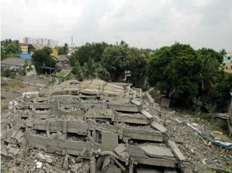 3 நொடியில் தகர்க்கப்பட்ட 11 மாடிக் கட்டடம்.. செலவு எவ்வளவு?