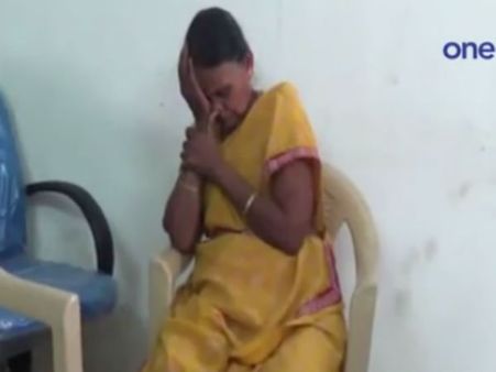 திருமண உதவித்தொகை வழங்க ரூ. 2,000 லஞ்சம்... கையும், களவுமாக பிடிபட்ட ஊர்நல அலுவலர்- வீடியோ