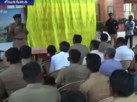 ‘ஹலோ போலீஸ்’... குற்றங்களைத் தடுக்க சிவகங்கை போலீசாரின் அதிரடி ஐடியா- வீடியோ