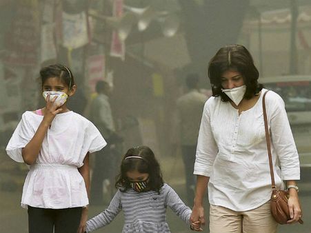 நாளுக்கு நாள் அதிகரிக்கும் காற்று மாசு.. டெல்லி பள்ளிகளுக்கு மேலும் 3 நாட்கள் லீவு