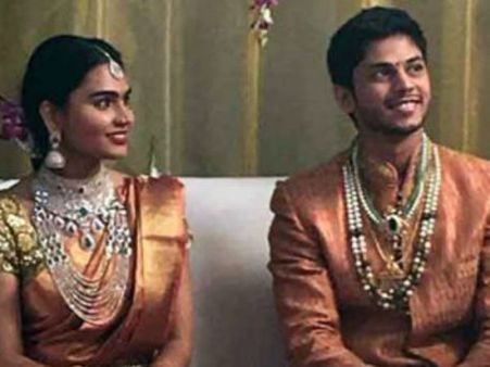 சுரங்க மாபியா ரெட்டி வீட்டு ஆடம்பர திருமணம்.. ஜோடி போட்டு விருந்து சாப்பிட்ட பாஜக, காங். தலைவர்கள்